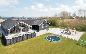 Luksuspoolhus, 18 personer - ved Nordborg p Als i Snderjylland